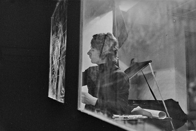 Krzysztof Zarębski, performance, Sigma Gallery, Warsaw, 1973