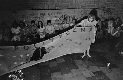 Jerzy Bereś, "Political Mass", part of "Fact Art", Bydgoszcz, 1981