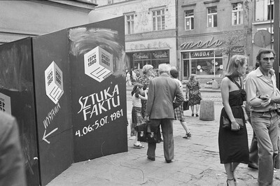 "Fact Art" exhibition and event, BWA Gallery, Bydgoszcz, 1981