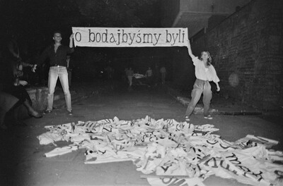 "Fact Art" exhibition and event, BWA Gallery, Bydgoszcz, 1981