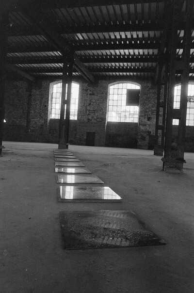 Exhibition "Construction in Process" (documentation), Ł&oacute;dź, 1990