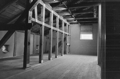 Exhibition "Construction in Process" (documentation), Ł&oacute;dź, 1990
