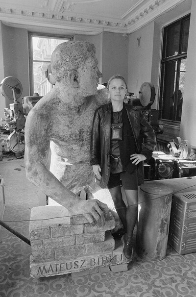 Exhibition "Construction in Process" (documentation), Ł&oacute;dź, 1990